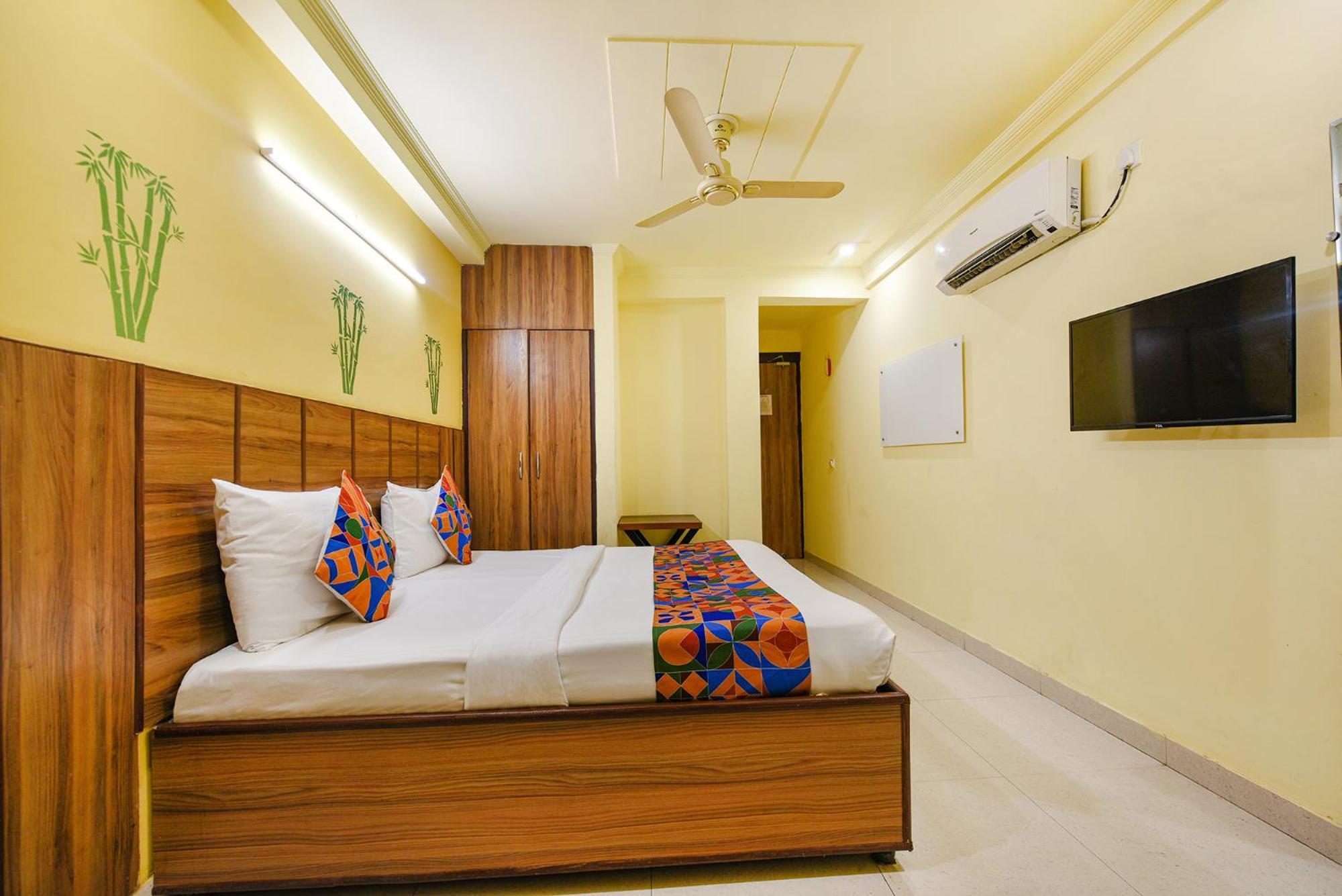 Fabhotel Ishtara Auberge - Nr Yashobhoomi Convention Centre New Delhi Buitenkant foto