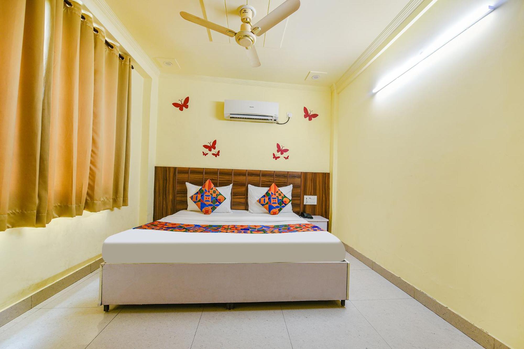 Fabhotel Ishtara Auberge - Nr Yashobhoomi Convention Centre New Delhi Buitenkant foto