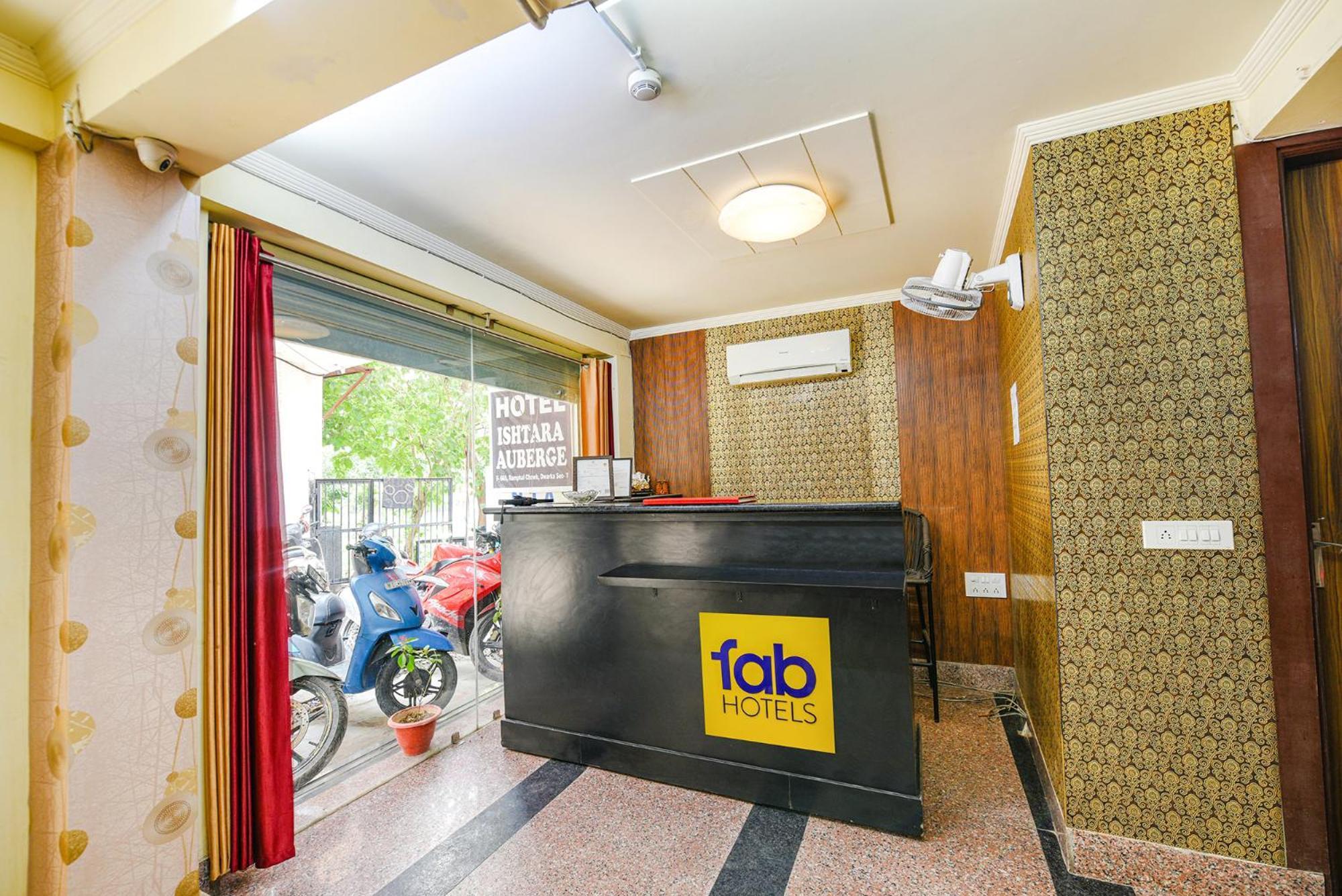 Fabhotel Ishtara Auberge - Nr Yashobhoomi Convention Centre New Delhi Buitenkant foto