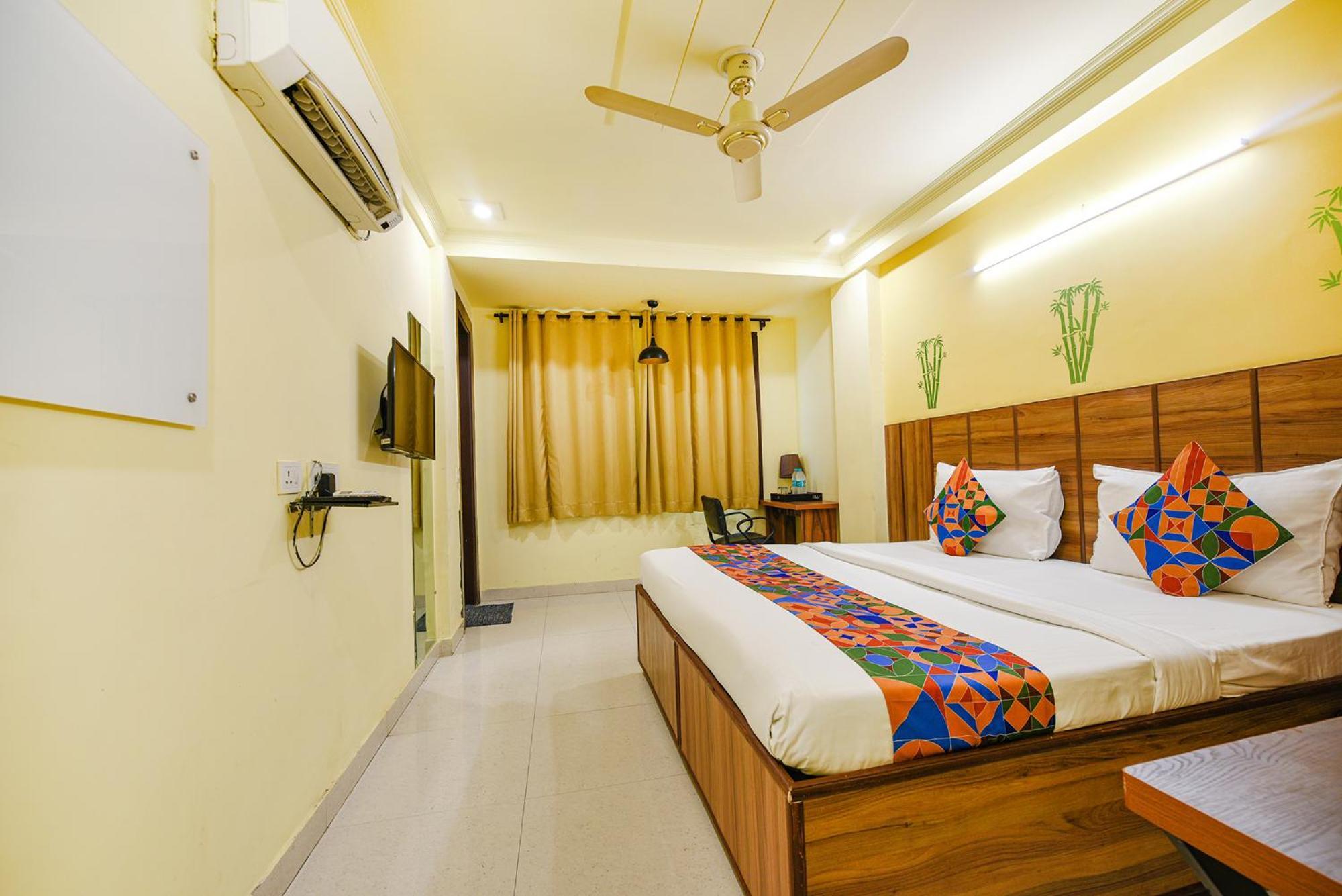 Fabhotel Ishtara Auberge - Nr Yashobhoomi Convention Centre New Delhi Buitenkant foto